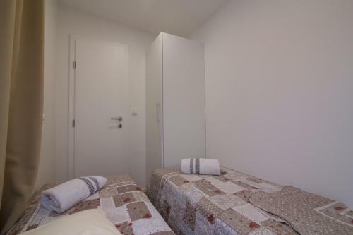 Tomica Apartments With Pool
