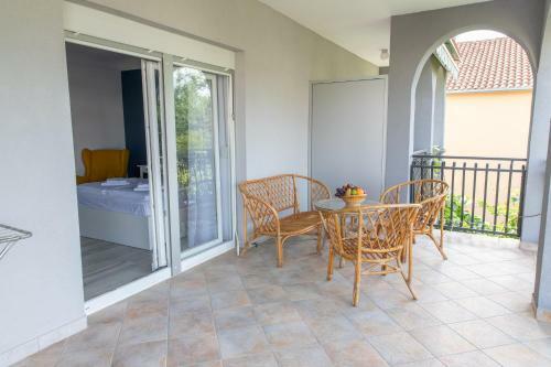 Apartmani Dina