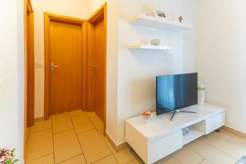 Apartman Lucija - Holiday Homes Mitrovi?