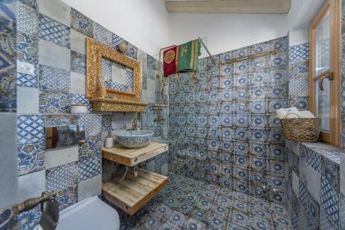 Villa Perina Biograd, Something Completely Different