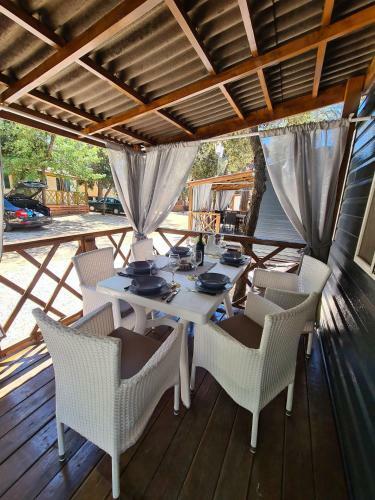 Mobile Home UNA