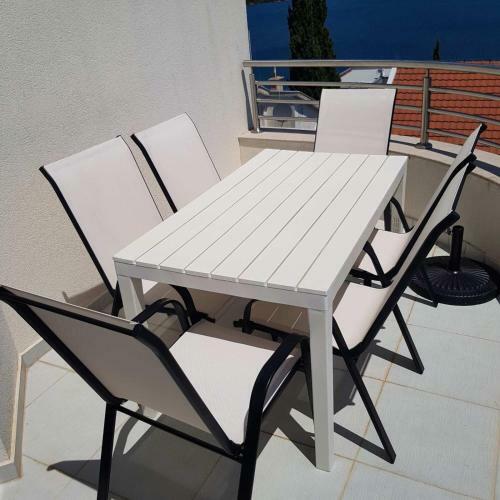 Apartmani Jelena