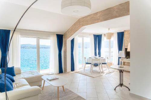 Seafront Apartments