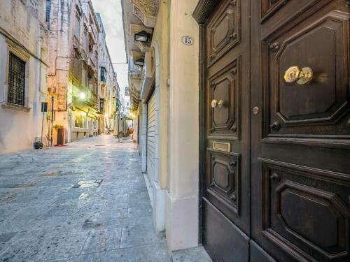 Valletta South Street Apartment