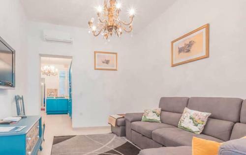 Blue Waves Apartment With Maltese Balcony