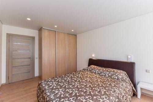 Crystal Apartment