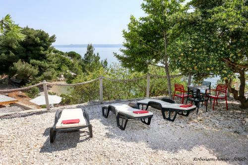 Hostal Robinson Beach House Jogo