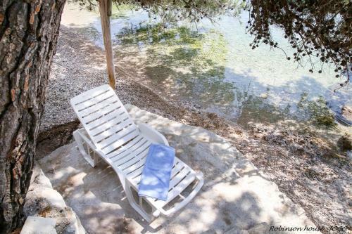 Hostal Robinson Beach House Jogo