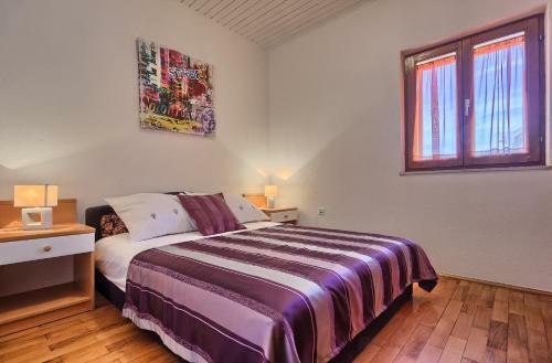 Lantana Apartment
