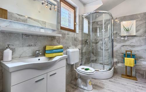 Lantana Apartment