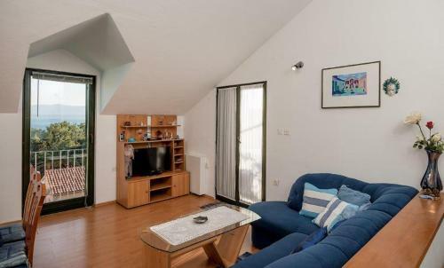 Apartments With A Parking Space Bol, Brac - 17776