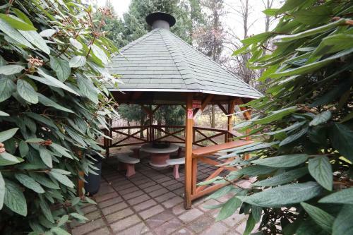 Hotel Geopark Panzi�