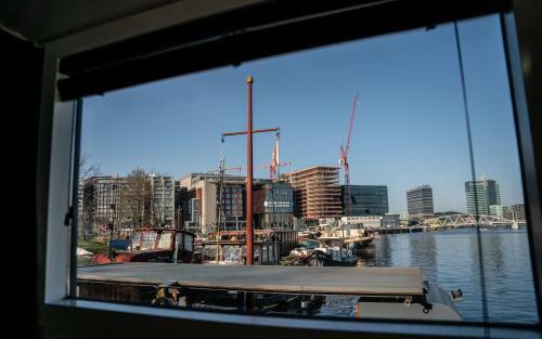 Bed & Breakfast Houseboat Amsterdam