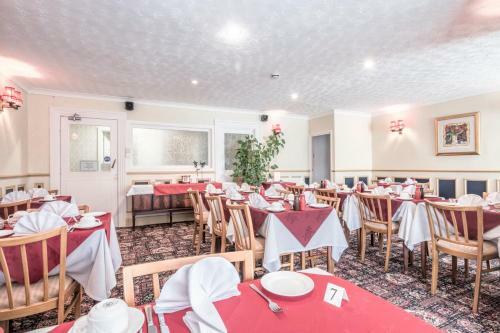 Hostal Lindum Lodge