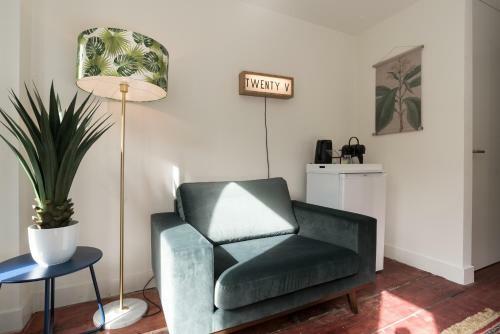 Bed & Breakfast Twenty Five Rooms