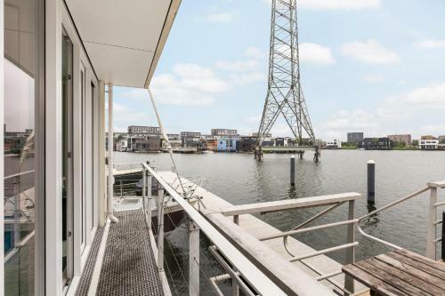 Watervilla - Amazing Floating Villa Experience