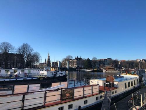 Hotel Botel Elodie