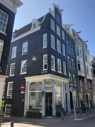 Bed & Breakfast Studios At The Canal