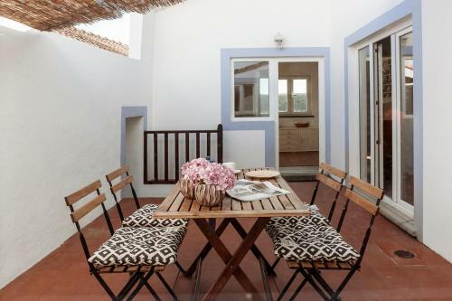 Casa Das Alfazemas Com Piscina, Jardim E Snooker