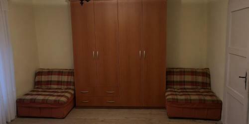 Hostal Ulcinj, Meterize