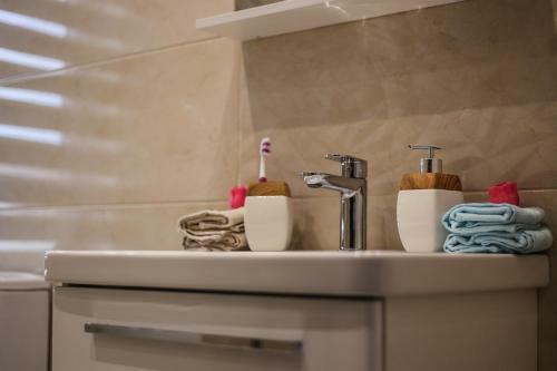 Art� Apartments