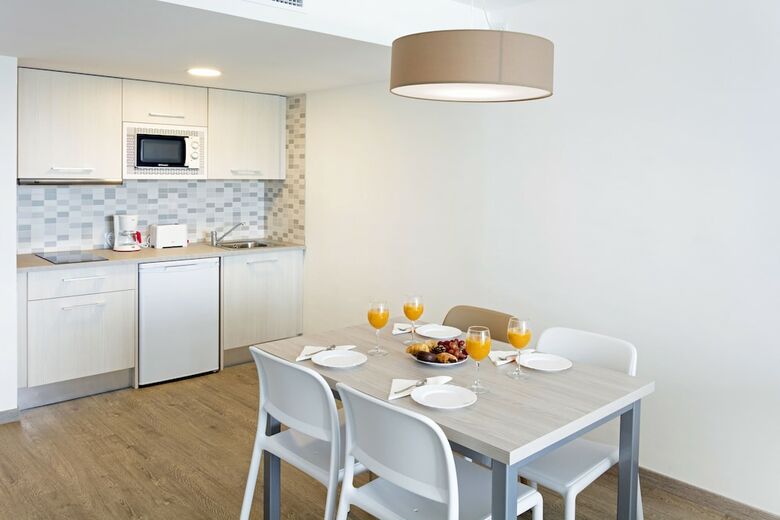 Apartamentos Hsm S�ndalo Beach