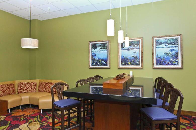 Hotel Courtyard By Marriott King Kamehameha's Kona Beach