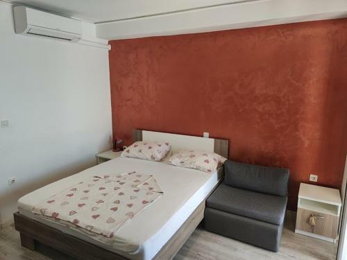 Apartments Mladenka