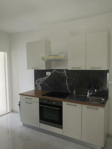Royal View 1, Apartmani Luki?