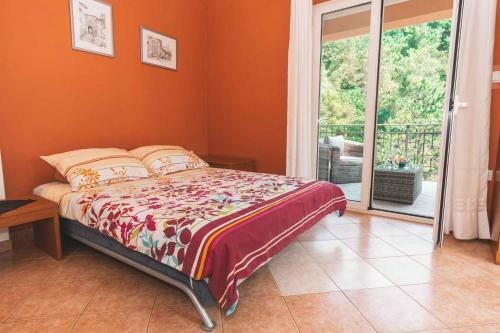Apartment In Brsec 39544