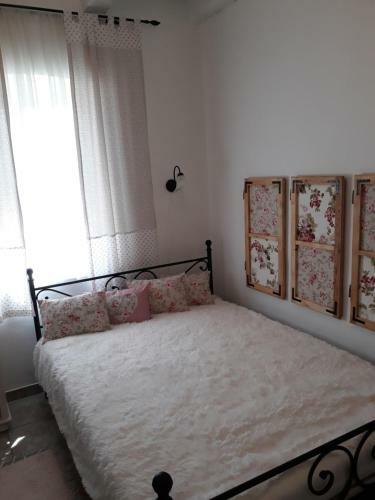 Sz�p Julis Vend�gh�z