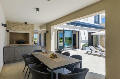 Beautiful Villa Luna