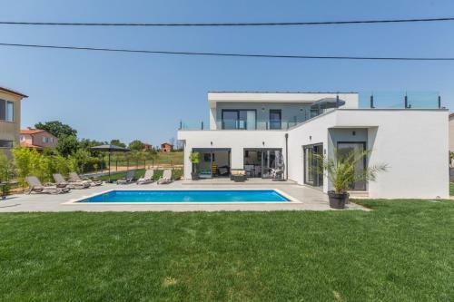 Villa Luna