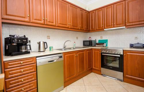 Apartamento Thano's Residence