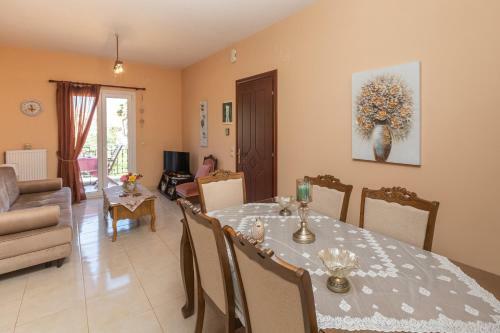 Alkithea, Cozy Apartment With Amazing Sea View