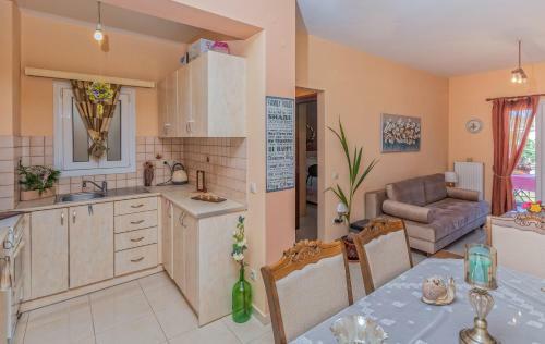 Alkithea, Cozy Apartment With Amazing Sea View