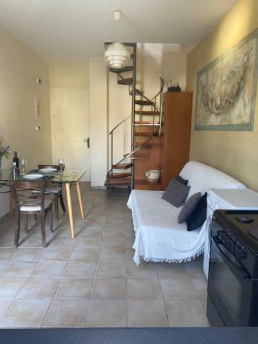 Apartamento Koutouki Home!