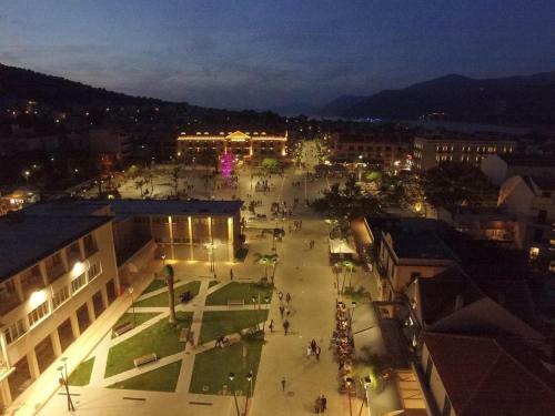 Aigli Elegant Sea View Apartment In Argostoli