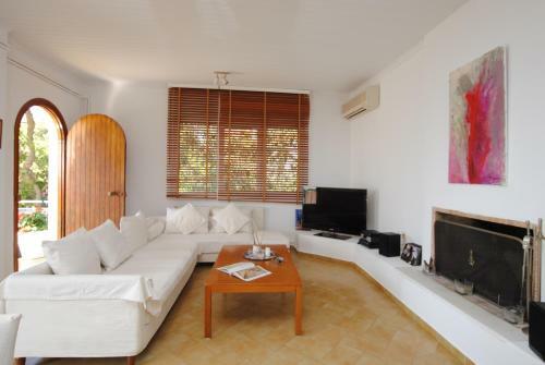 Stavento Apartments