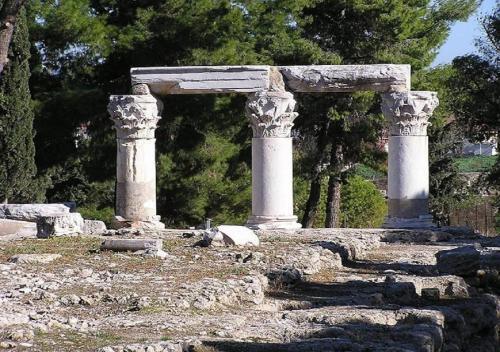 Cozy Maisonette With Unique Views In Ancient Corinth