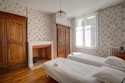 La Maison Au Pied Du Ch�teau