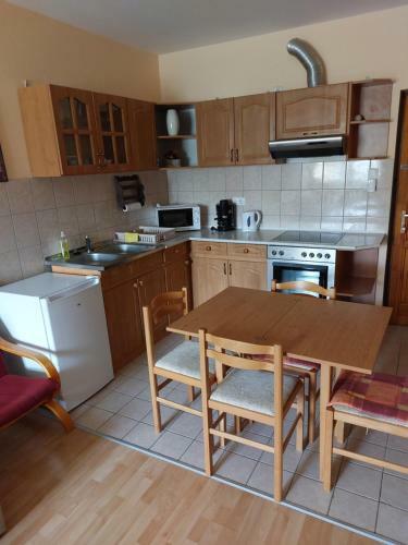 Yvette Apartman