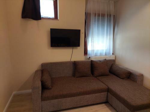 Cserke Apartmanh�z