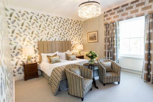 Storrs Hall Hotel