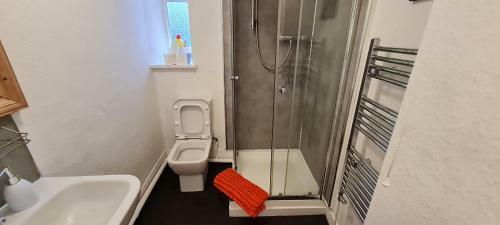 Hostal Holly Cottages