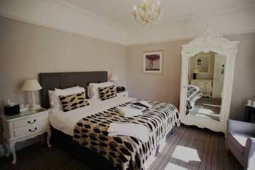 Hostal Dene House