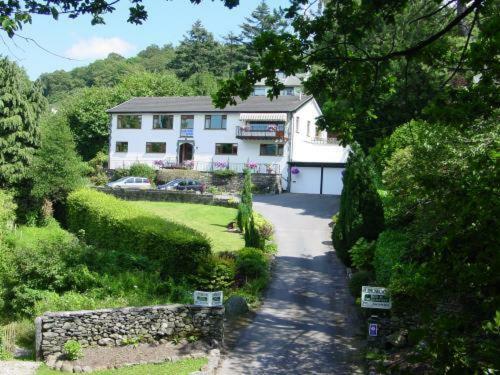 Hostal Lingwood Lodge