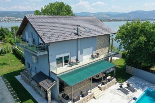 Hostal Plavi Resort