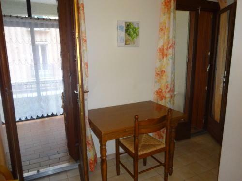 Apartamento Studio N�2 Avec Terrasse, Agr�able, Bien Situ�