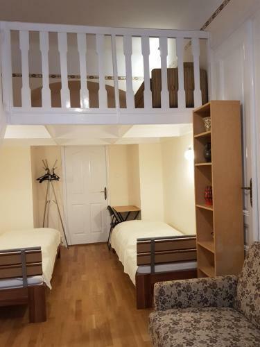 Hostal Sakuranbo - Guest House